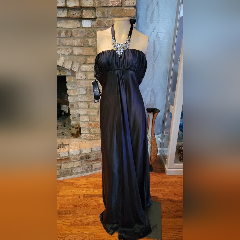 Niki for Alfred angelo by Disney